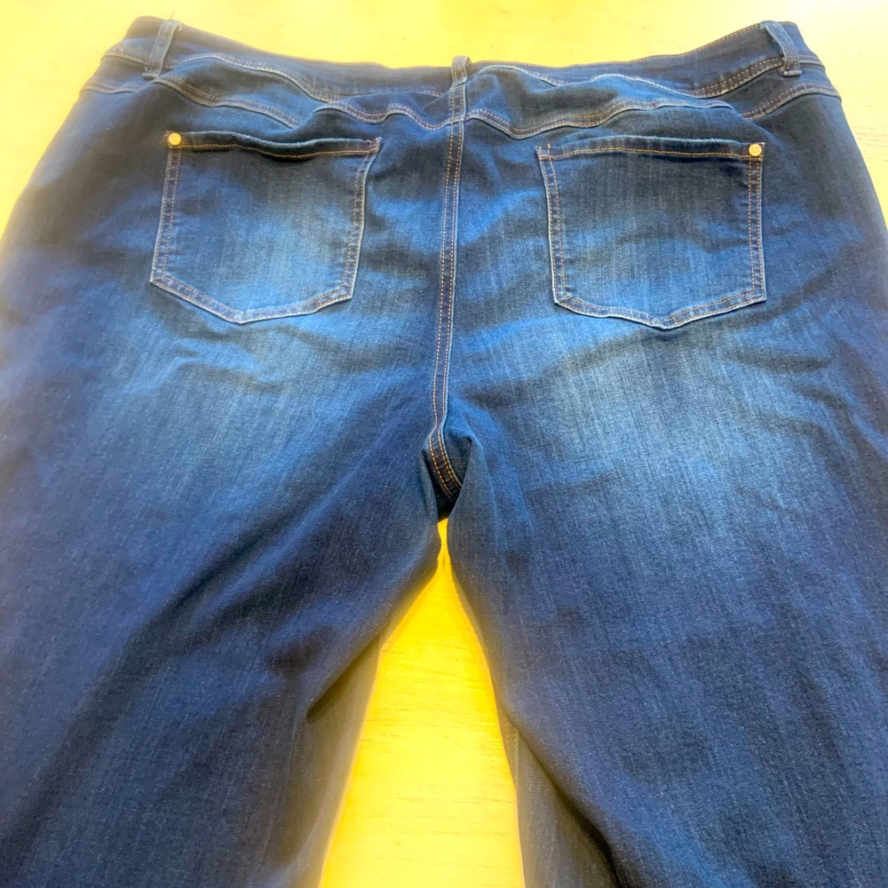 Cato plus size curvy bootcut jeans sz22w
